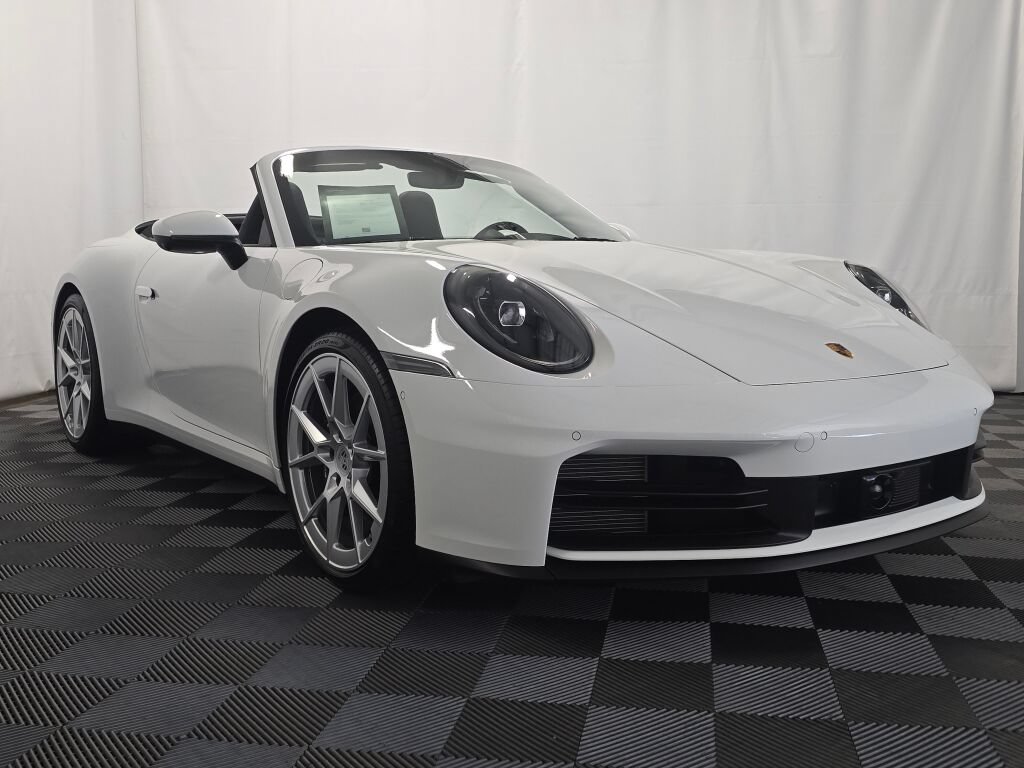 Certified 2025 Porsche 911 Carrera RWD image 10