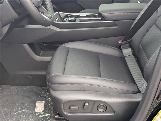New 2026 Chevrolet Equinox LT w/ Convenience Package II FWD video 4