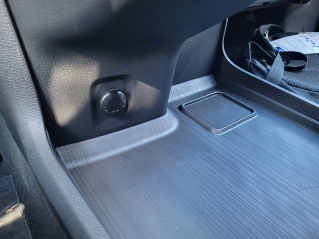New 2026 Toyota Sienna XLE Woodland Edition AWD/4WD image 29