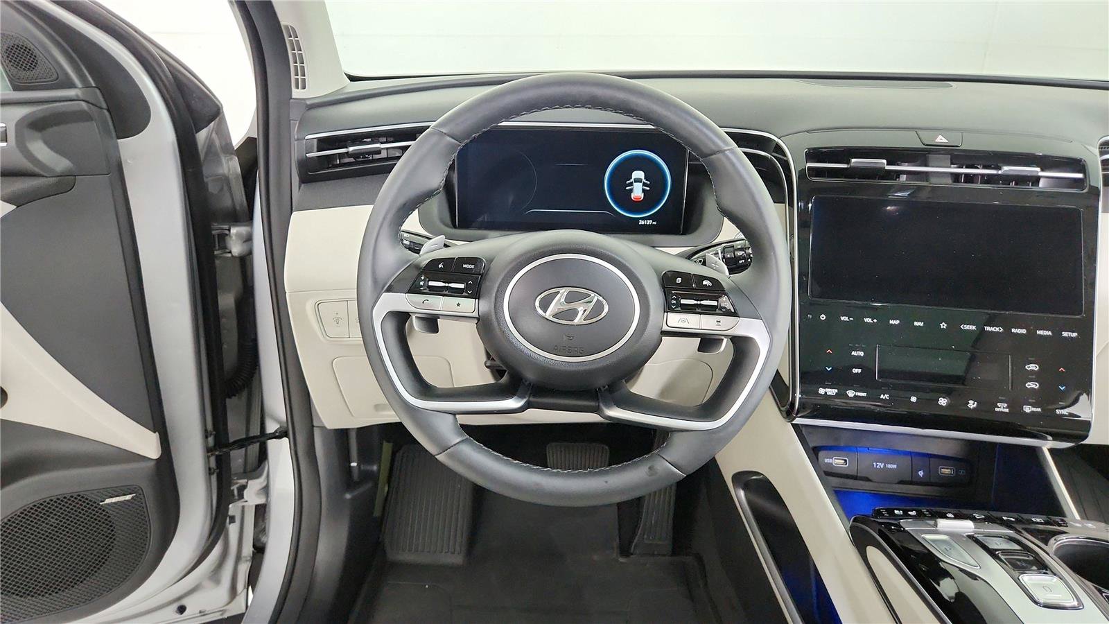 Used 2024 Hyundai Tucson Limited AWD/4WD image 15