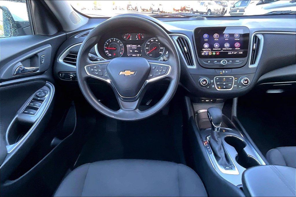 Used 2024 Chevrolet Malibu LT FWD image 5