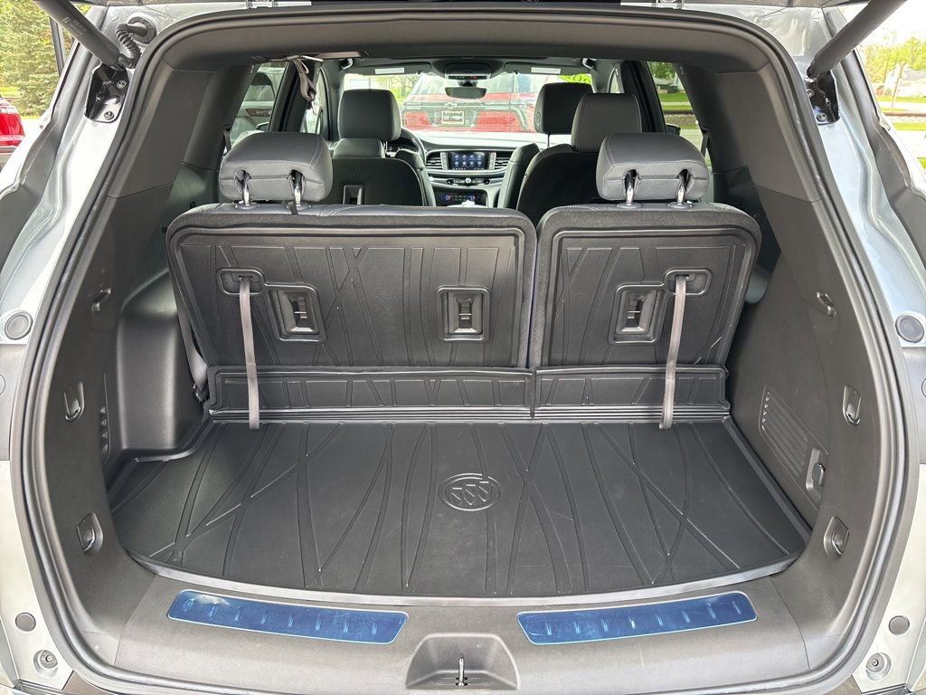 Used 2023 Buick Enclave Essence w/ Experience Buick Package AWD/4WD image 13