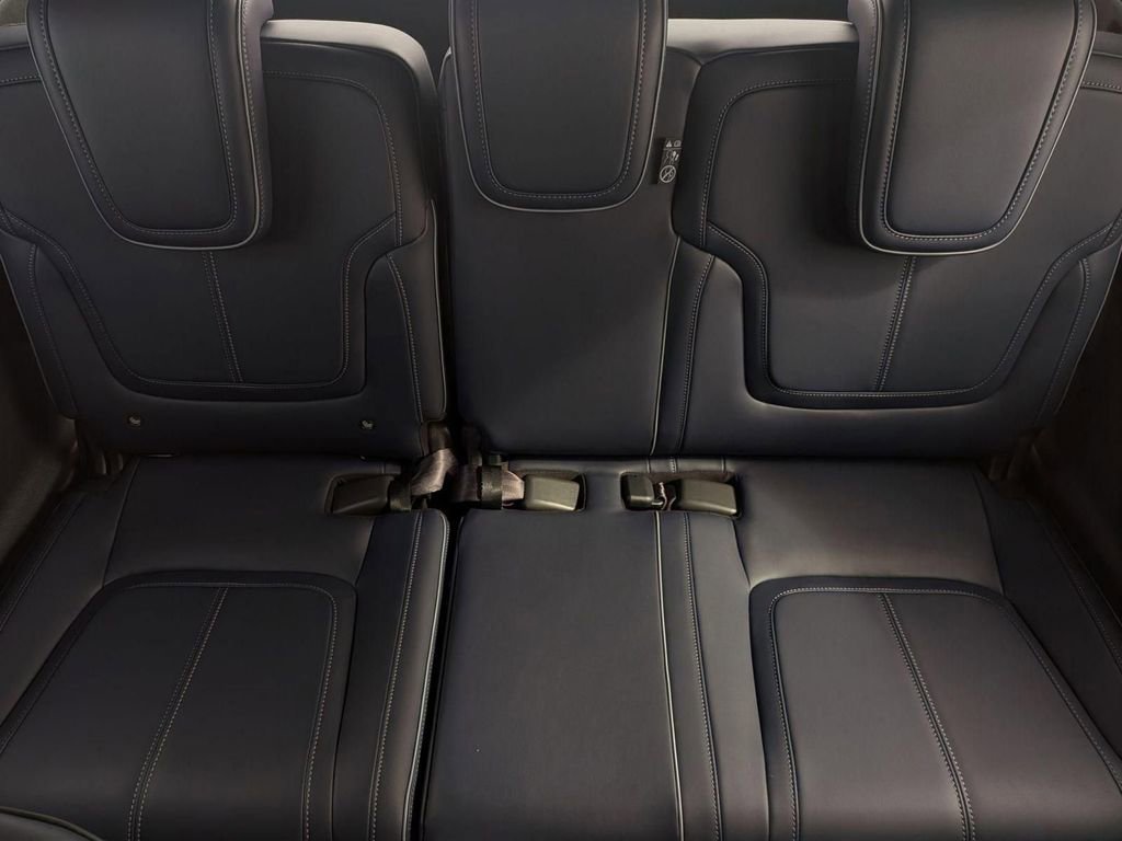 New 2026 INFINITI QX80 4WD w/ Sport Exterior Package image 29