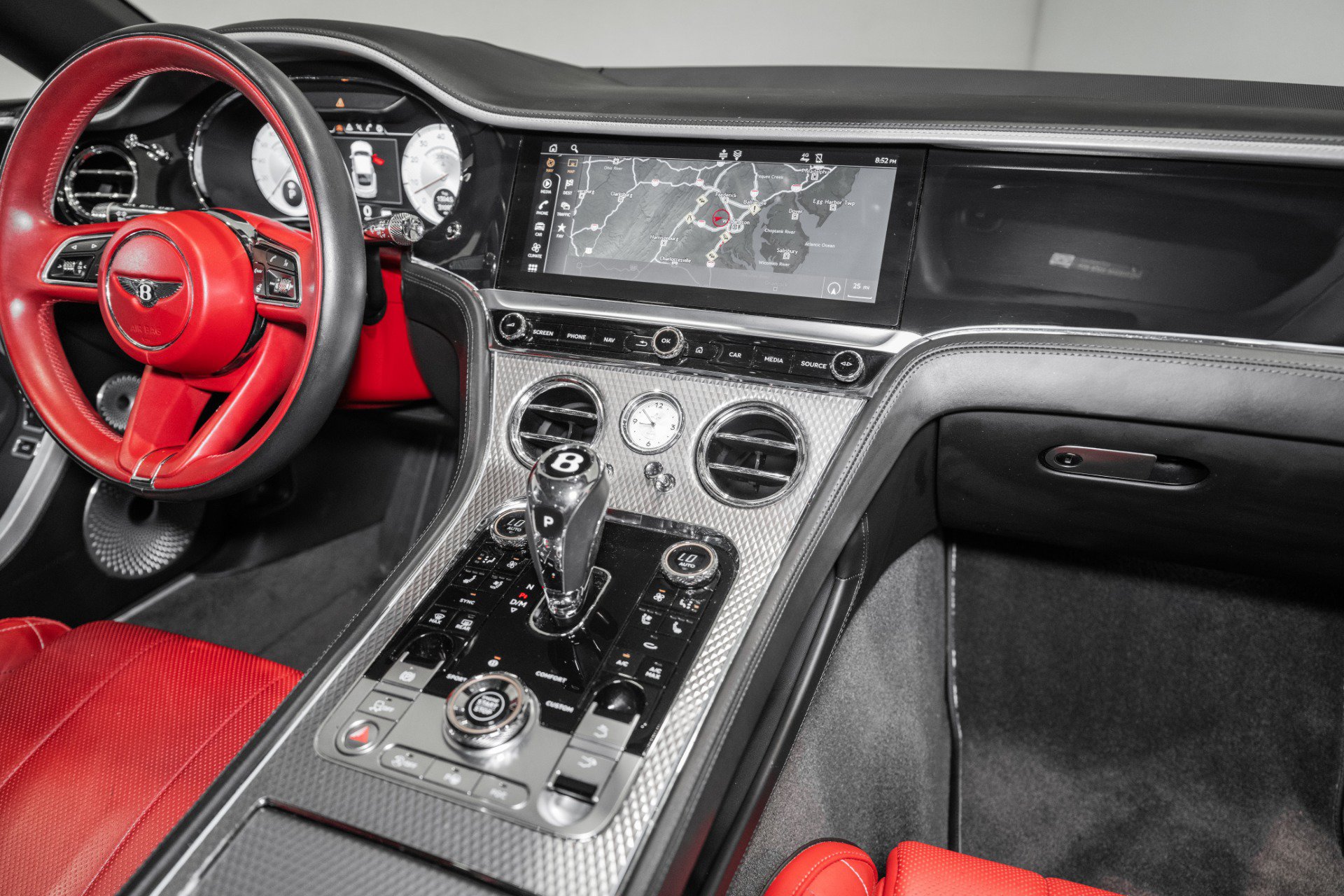 Used 2022 Bentley Continental GT AWD/4WD image 27