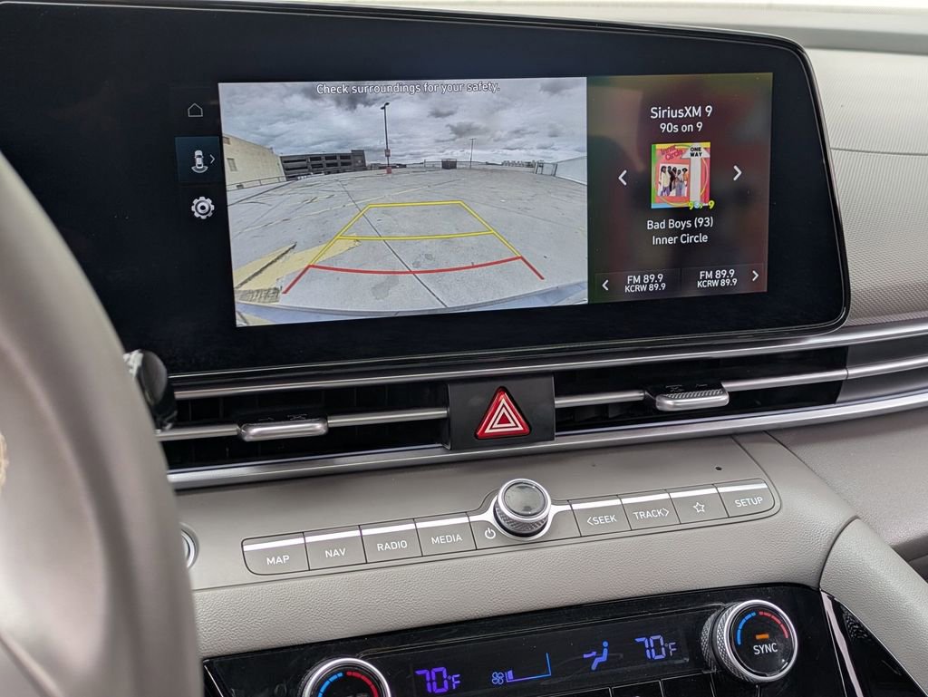 Used 2025 Hyundai Elantra SEL FWD image 16