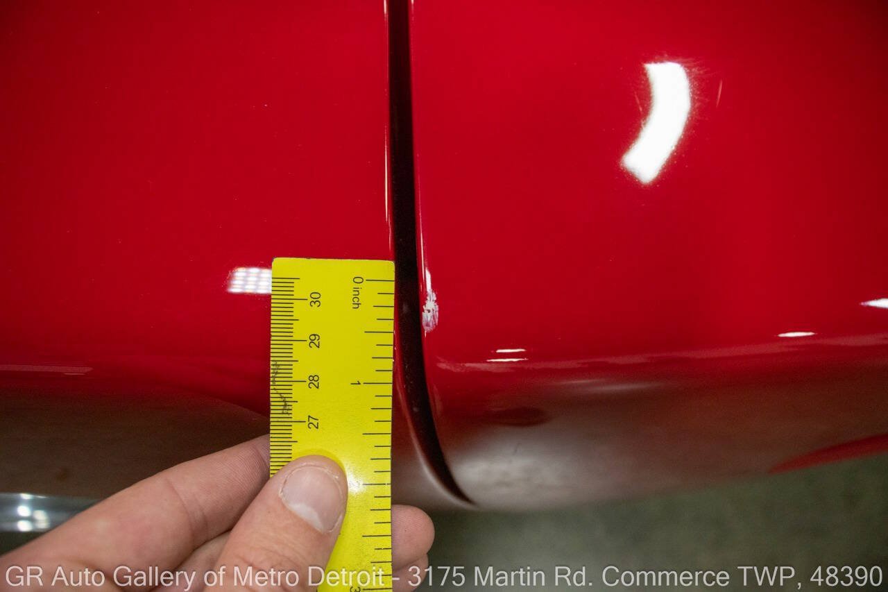 Used 1989 Chevrolet Corvette Convertible RWD image 36