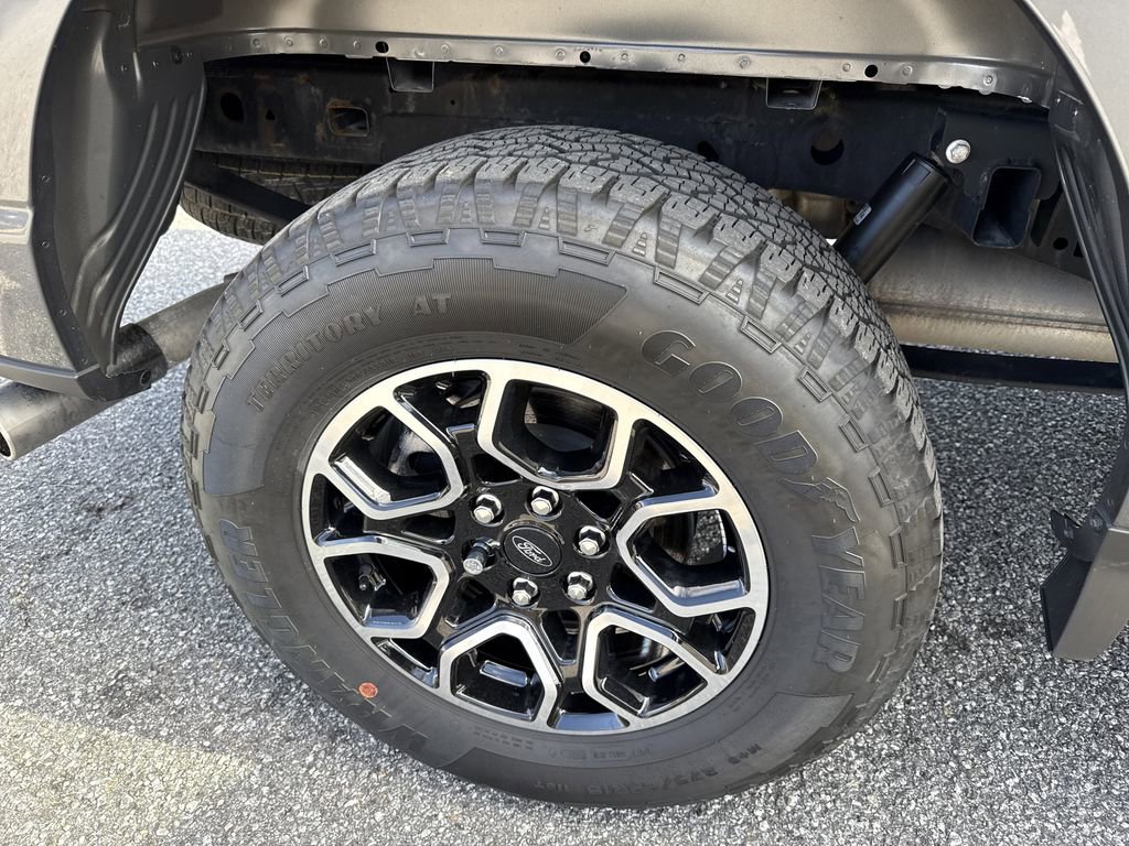 Used 2023 Ford F150 XLT w/ Equipment Group 302A High image 17