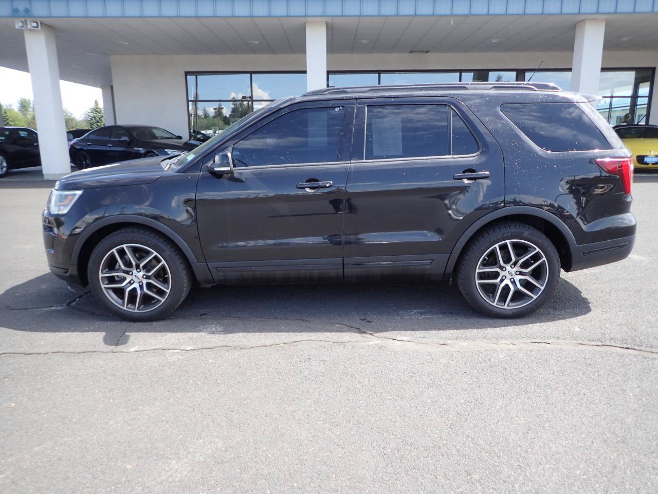 Used 2019 Ford Explorer Sport AWD/4WD image 2