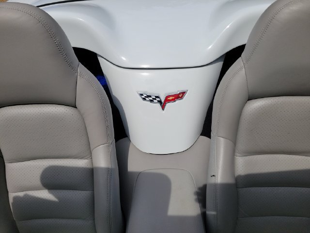 Used 2010 Chevrolet Corvette Convertible w/ Preferred Equipment Group RWD image 21