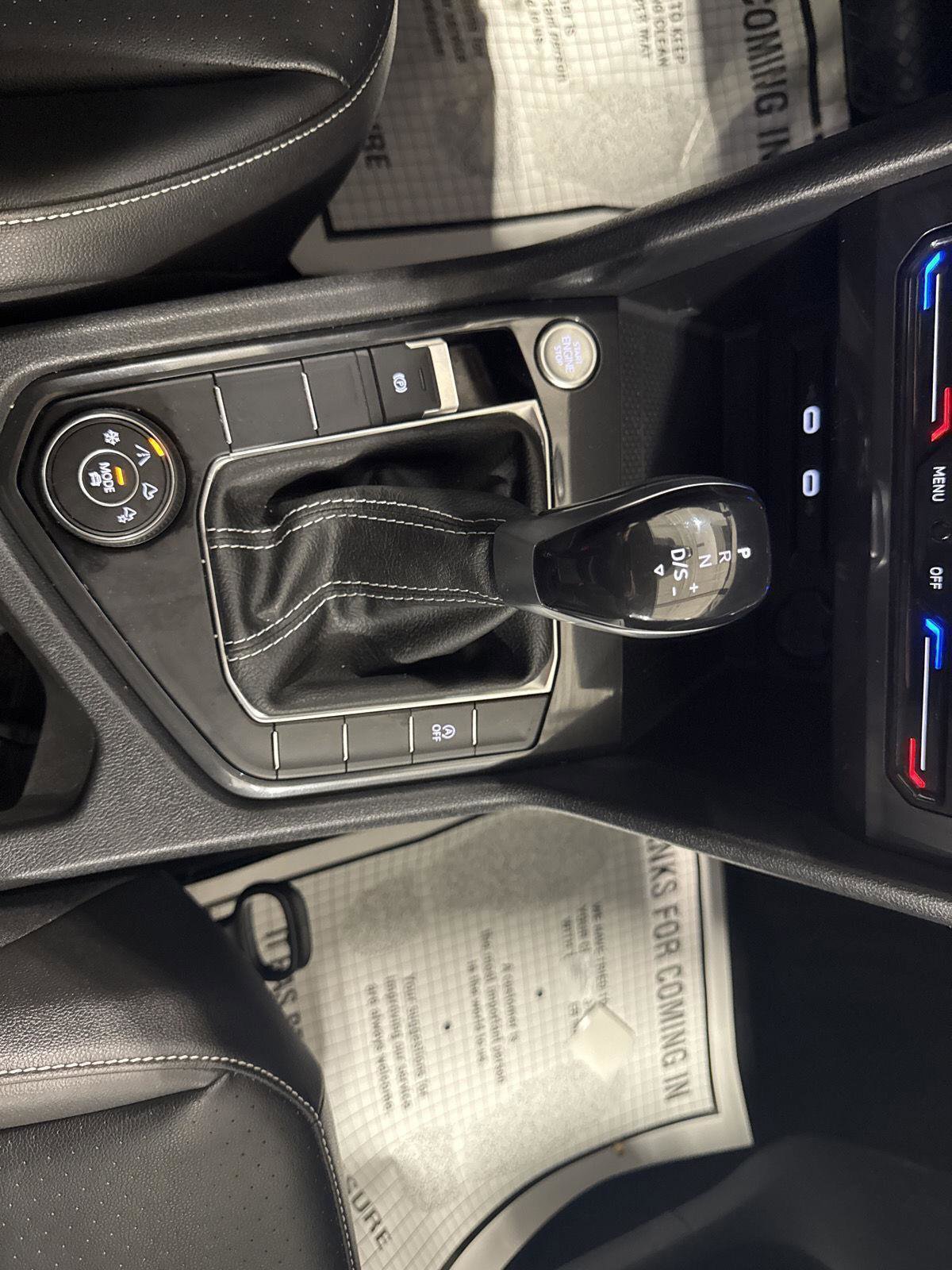 Used 2022 Volkswagen Tiguan SE image 20