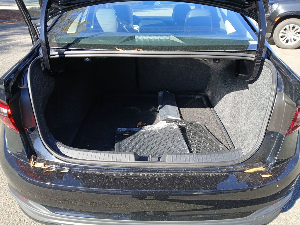 New 2026 Volkswagen Jetta SE image 22