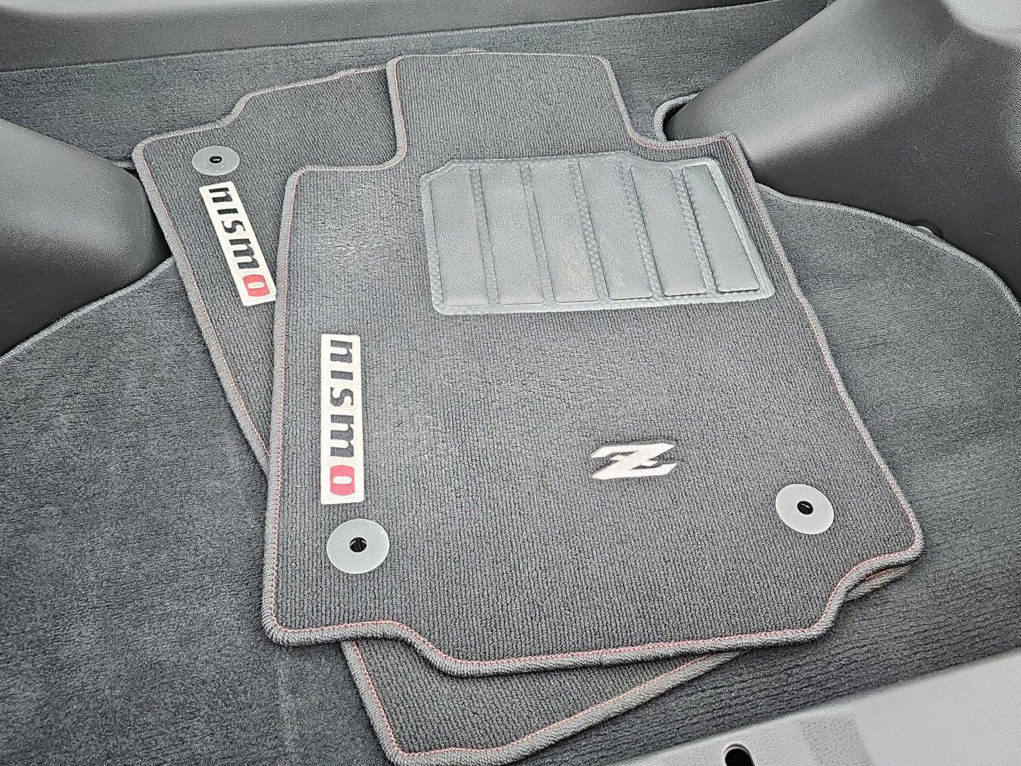 Used 2024 Nissan Z NISMO w/ Floor Mat Package RWD image 28