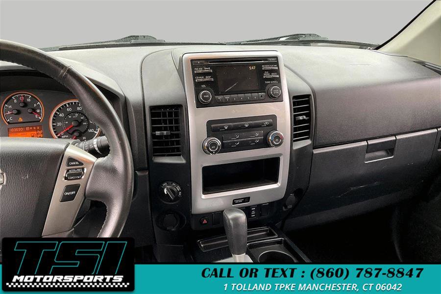 Used 2014 Nissan Titan SV w/ SV Value Truck Package AWD/4WD image 6