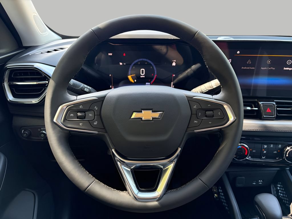 New 2026 Chevrolet TrailBlazer LT w/ LT Cold Weather Package FWD image 15