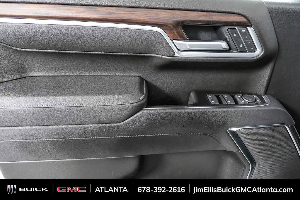 Used 2025 GMC Sierra 1500 SLT AWD/4WD image 6