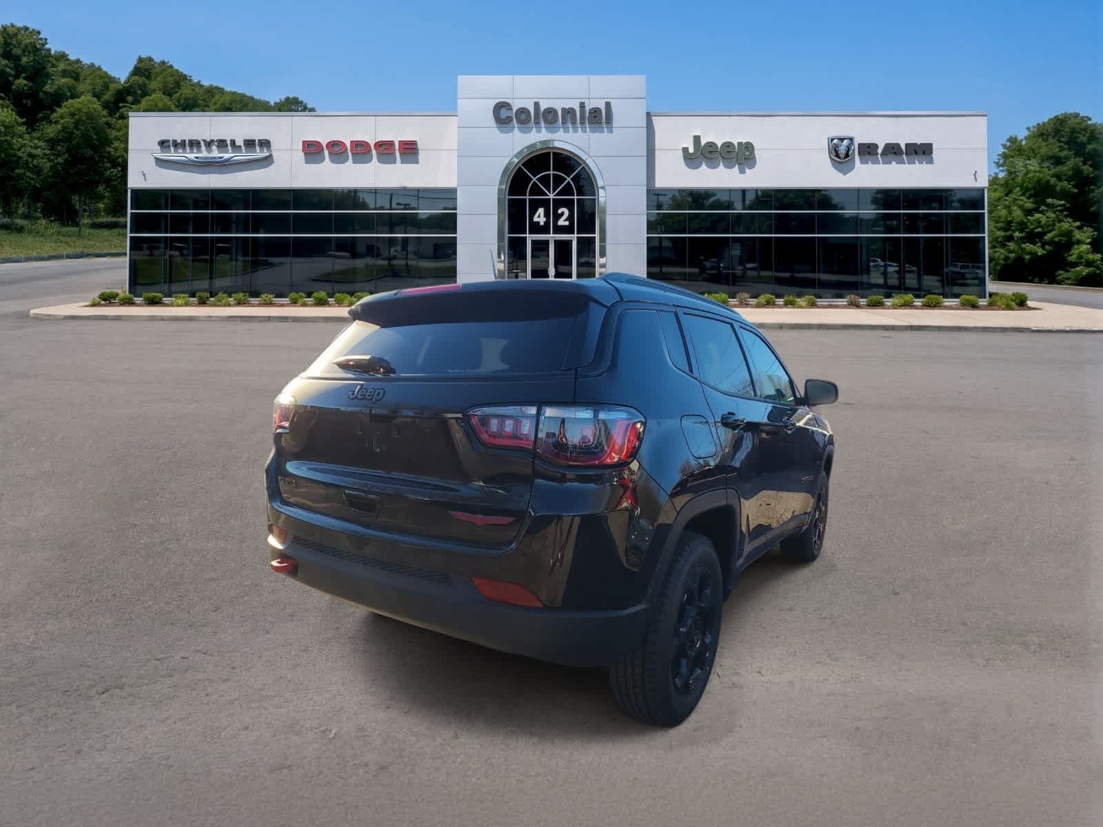 New 2024 Jeep Compass Trailhawk w/ Sun and Sound Group AWD/4WD image 4