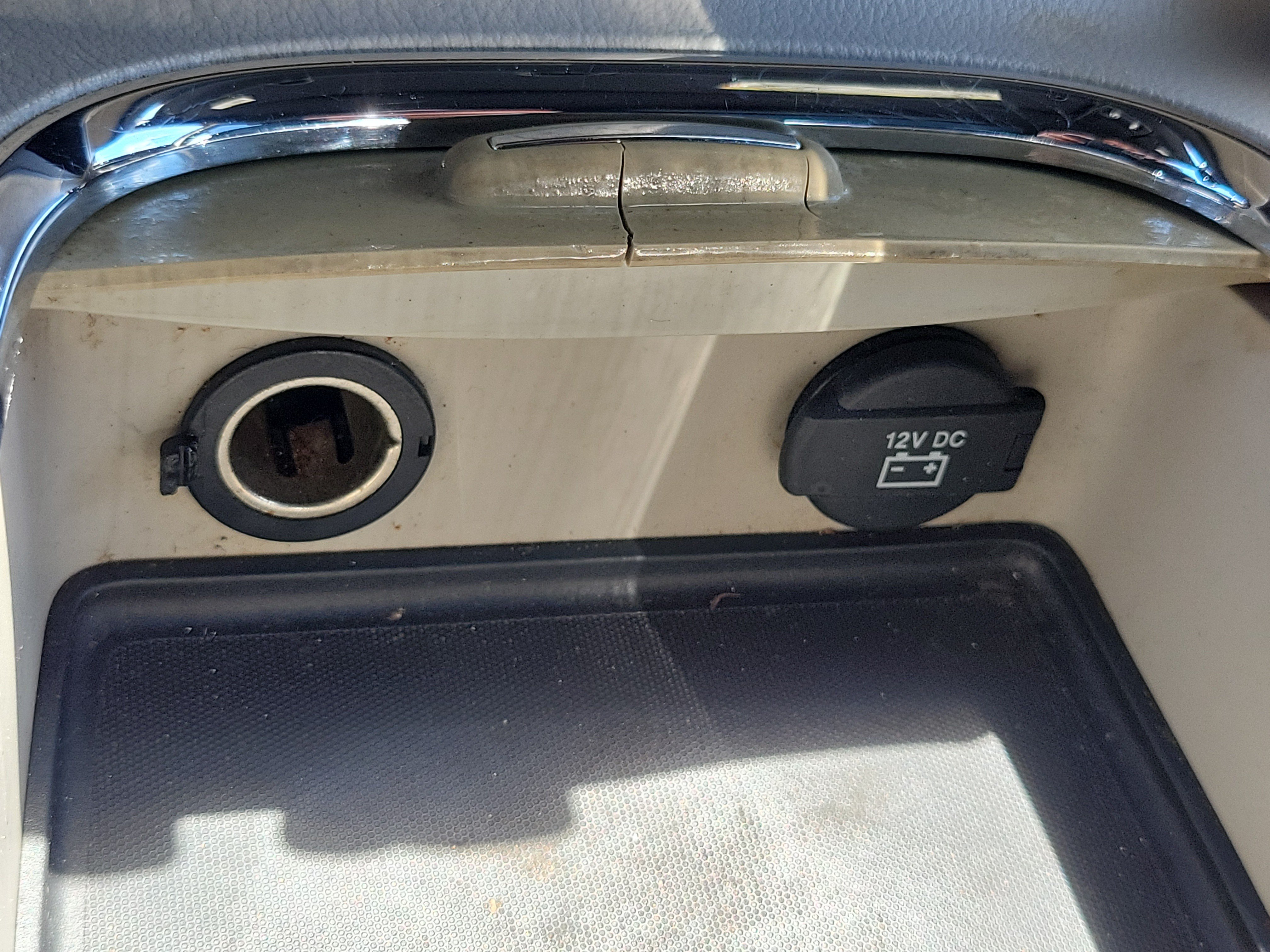 Used 2019 Dodge Grand Caravan SXT FWD image 24