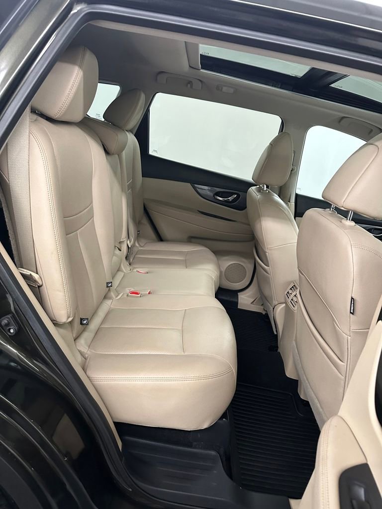 Used 2016 Nissan Rogue SL w/ SL Premium Package image 31