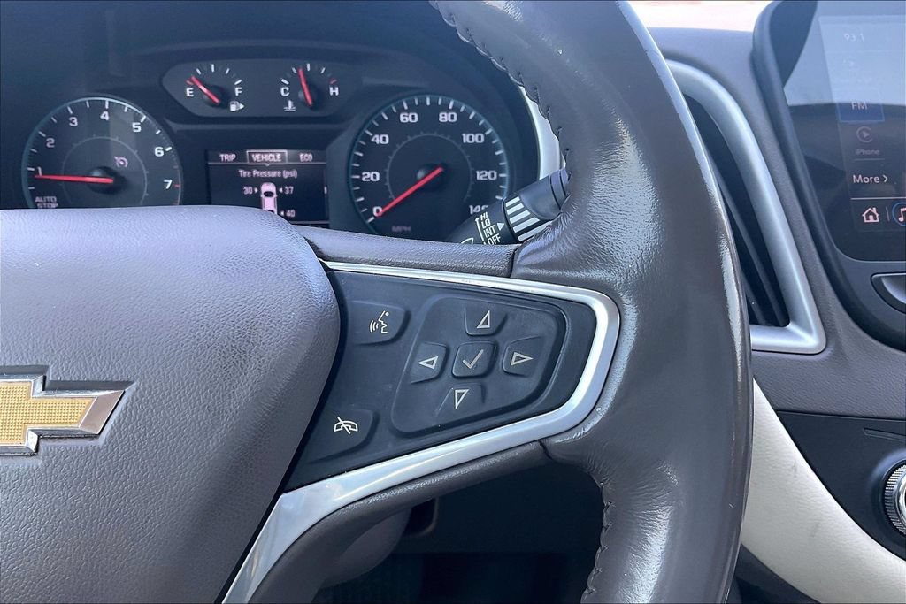 Used 2022 Chevrolet Malibu LT w/ Leather Package FWD image 12