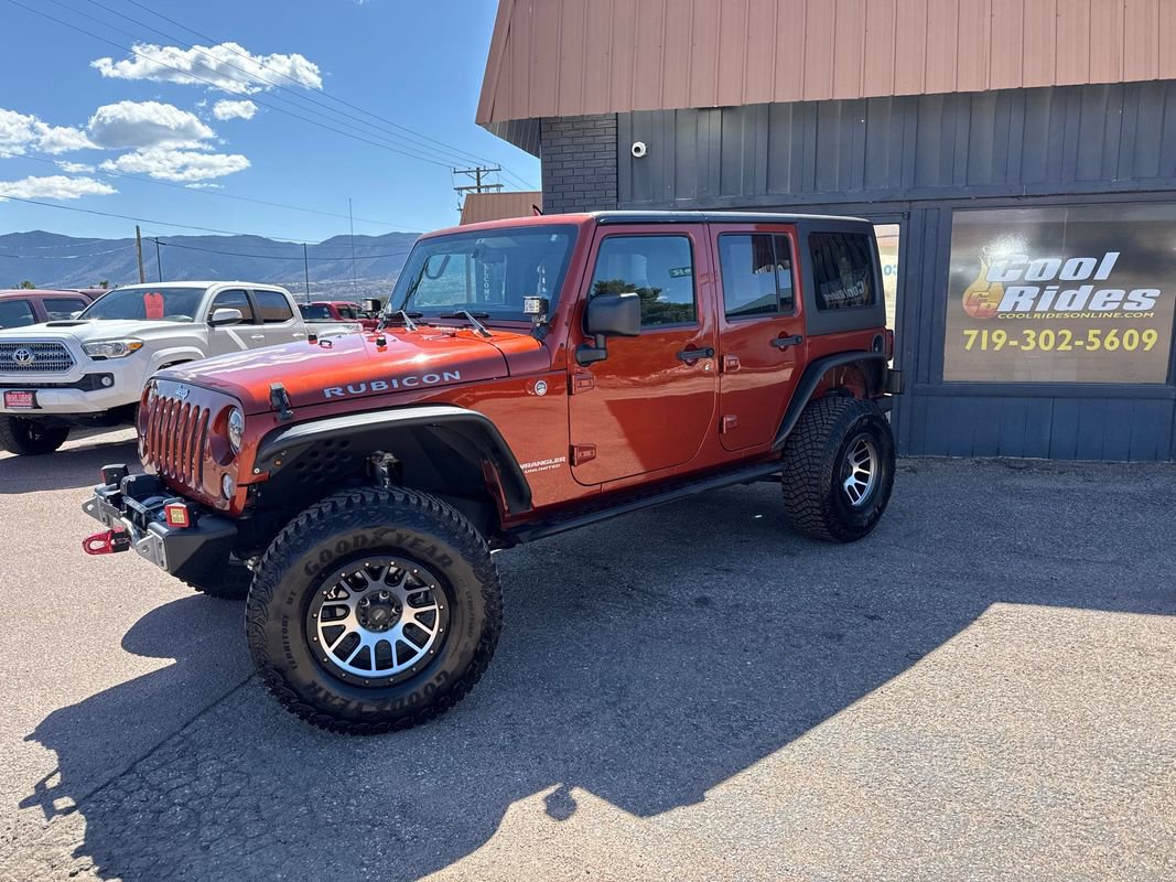 Used 2014 Jeep Wrangler Unlimited Rubicon w/ Connectivity Group AWD/4WD image 1