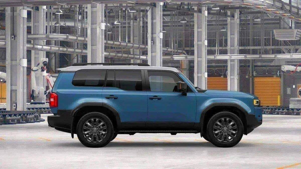 New 2027 Toyota Land Cruiser w/ Premium Package AWD/4WD image 34