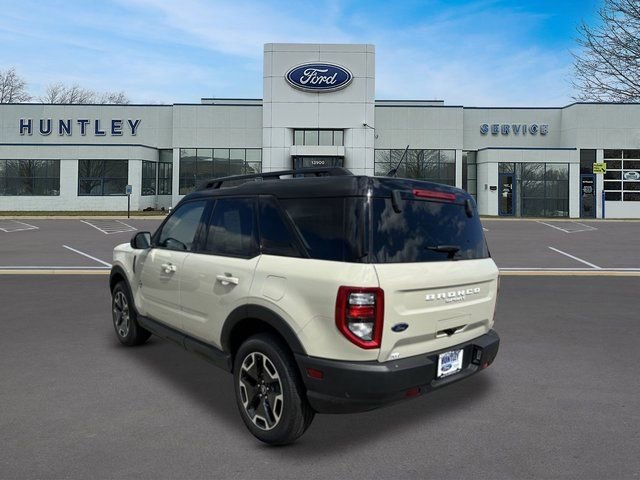 Used 2024 Ford Bronco Sport Outer Banks w/ Tech Package AWD/4WD image 5