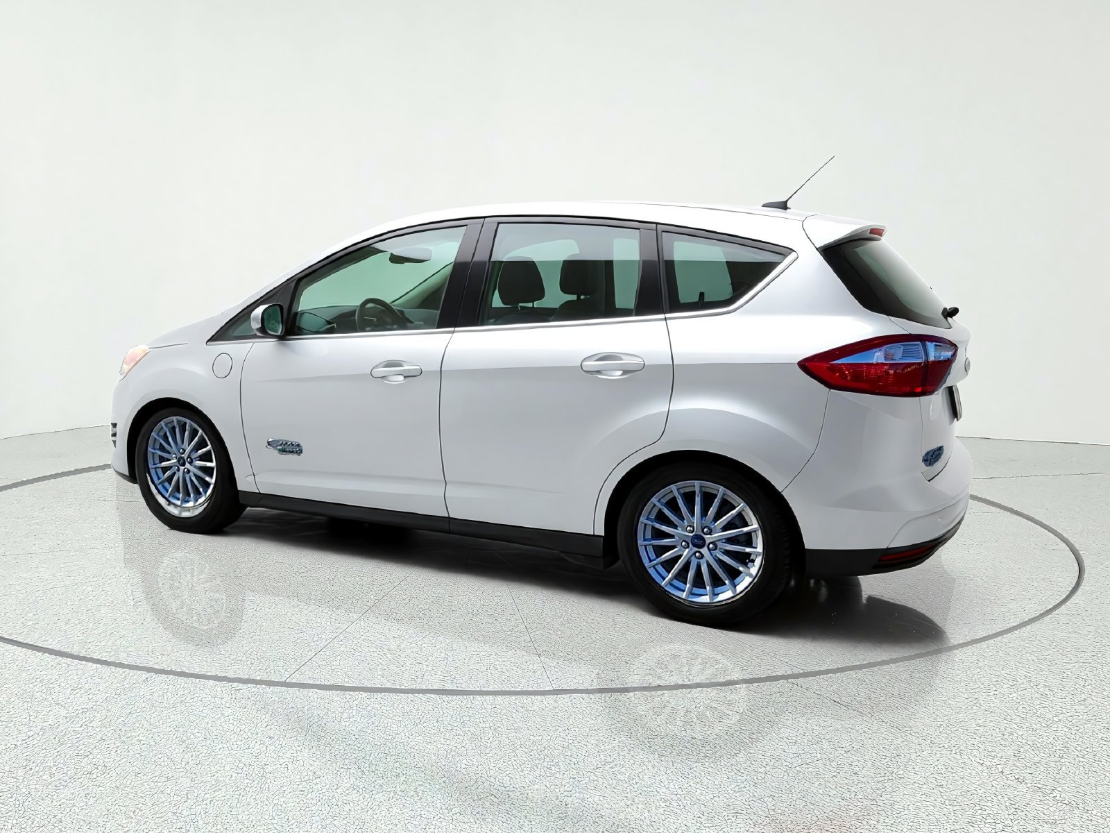 Used 2014 Ford C-MAX Energi SEL FWD image 5