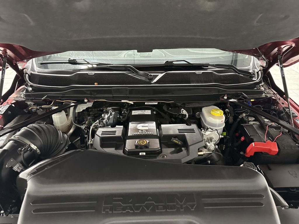 Used 2023 RAM 2500 Limited image 31