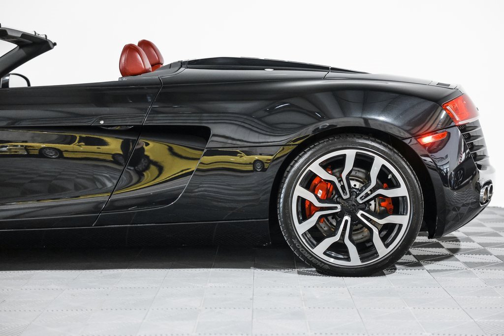 Used 2011 Audi R8 V8 image 15