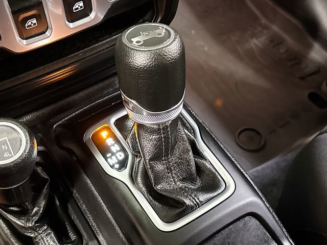 Used 2018 Jeep Wrangler Sport S image 17