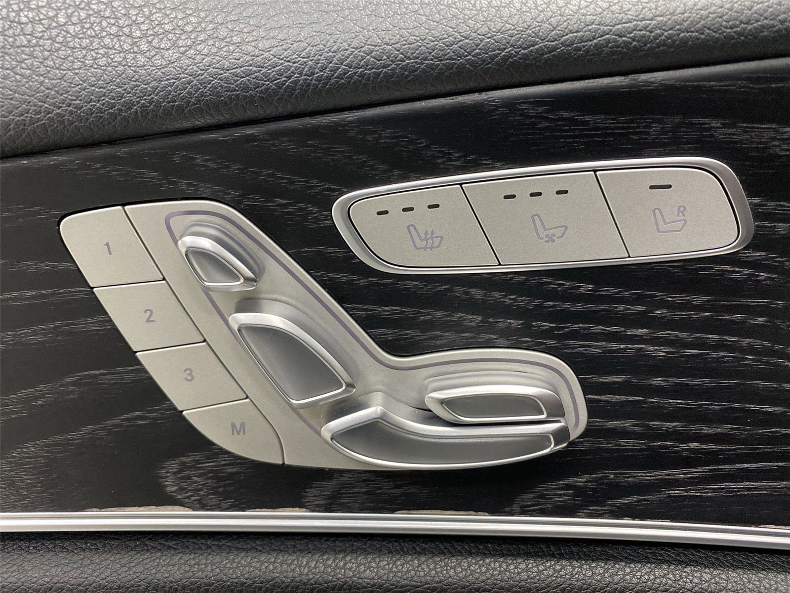 Used 2019 Mercedes-Benz E 450 4MATIC Sedan image 18