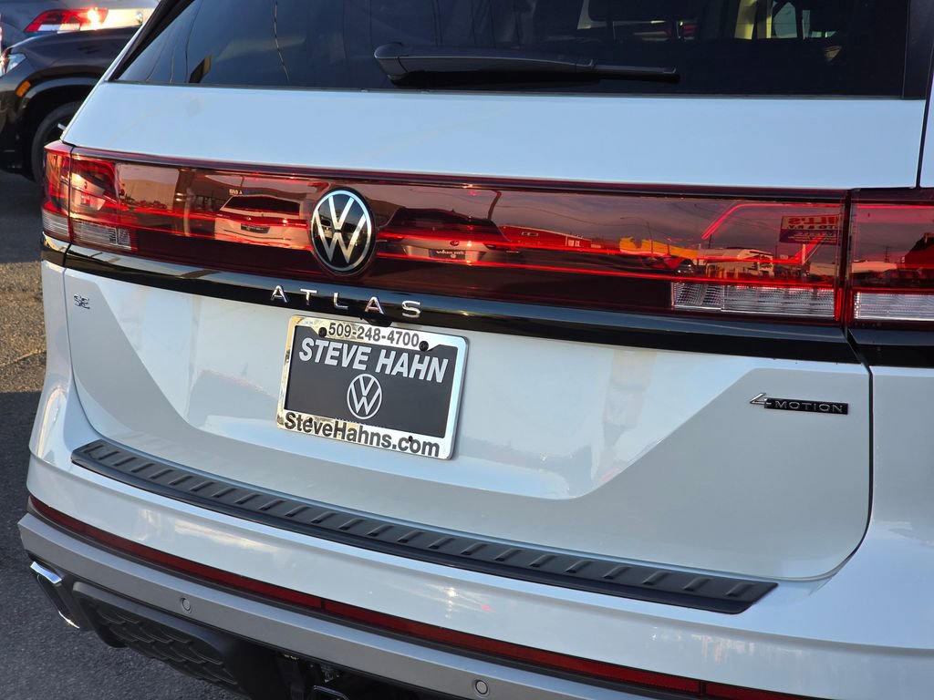 New 2026 Volkswagen Atlas Peak Edition image 13