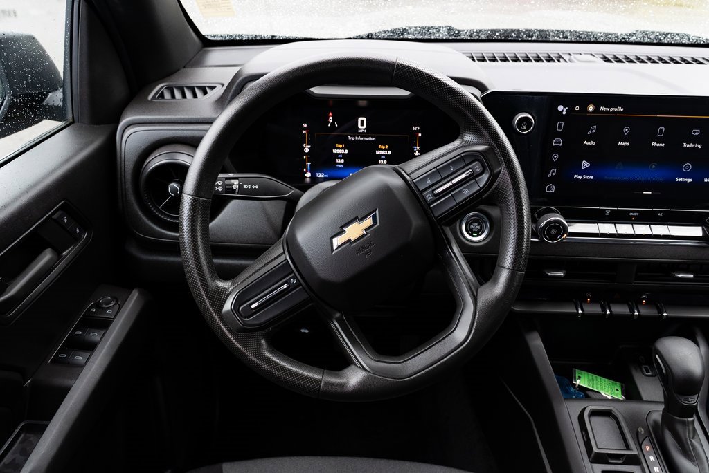 Used 2023 Chevrolet Colorado W/T image 11