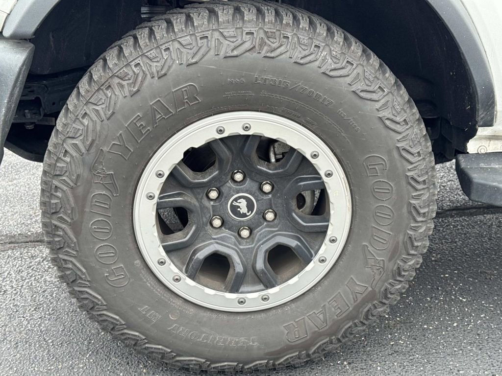 Used 2024 Ford Bronco Outer Banks w/ Sasquatch Package image 9