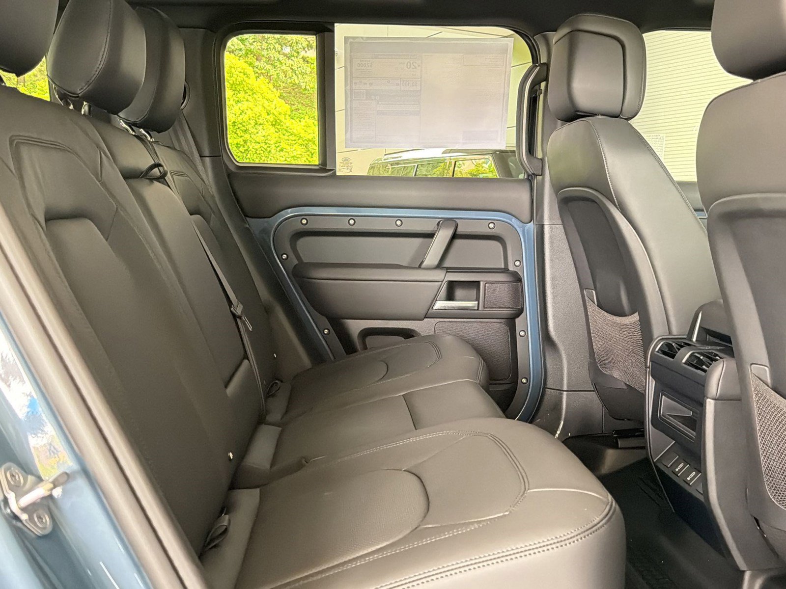 New 2026 Land Rover Defender 110 X-Dynamic SE AWD/4WD image 30