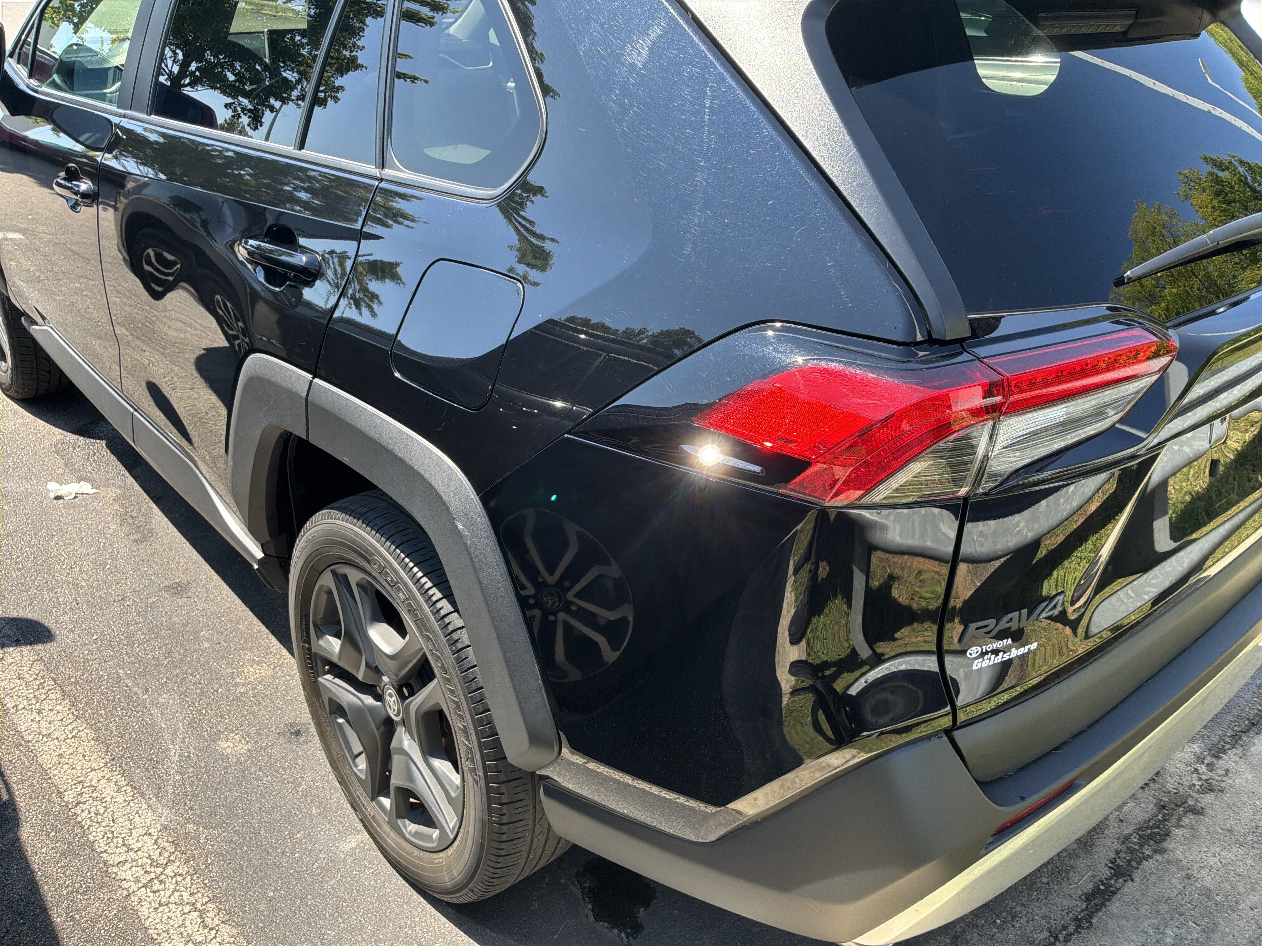 Used 2024 Toyota RAV4 Adventure AWD/4WD image 6
