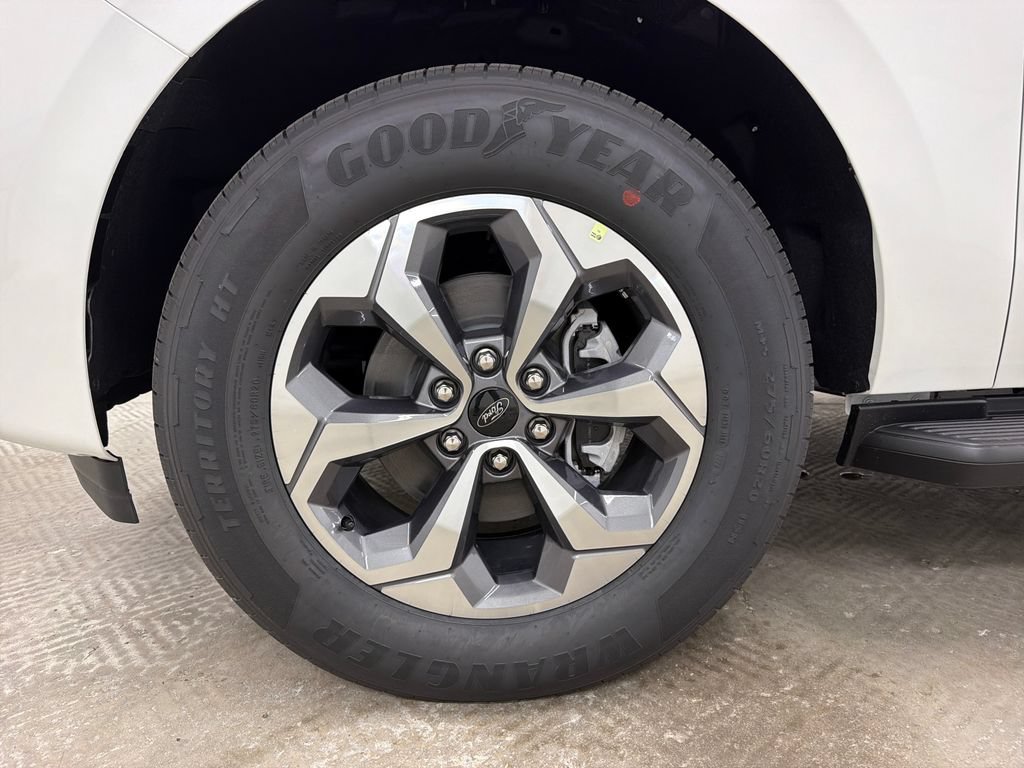 New 2027 Ford Expedition Max Active RWD image 11