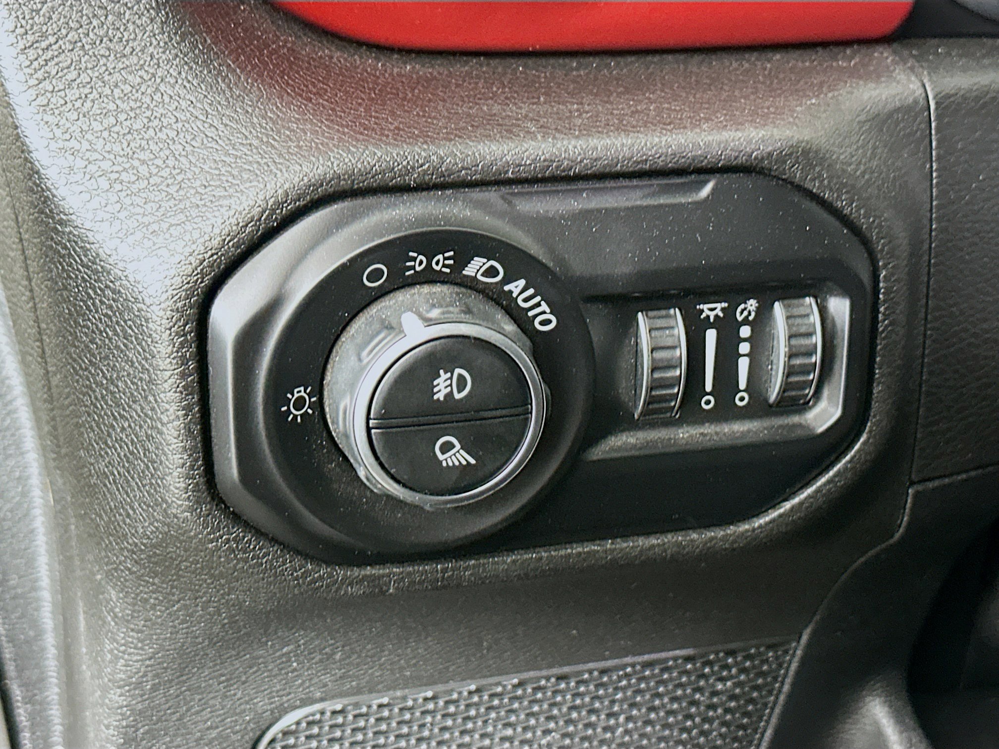 Used 2020 Jeep Gladiator Rubicon image 16