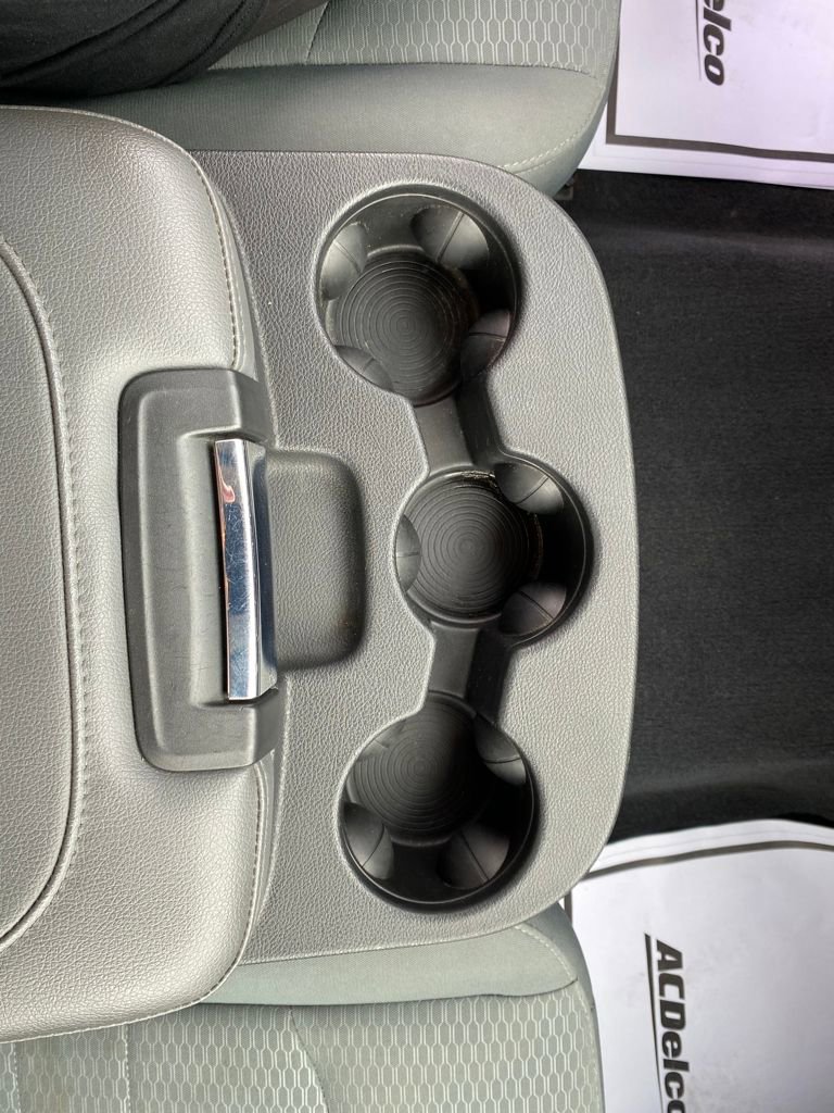 Used 2020 RAM 1500 Classic SLT image 17