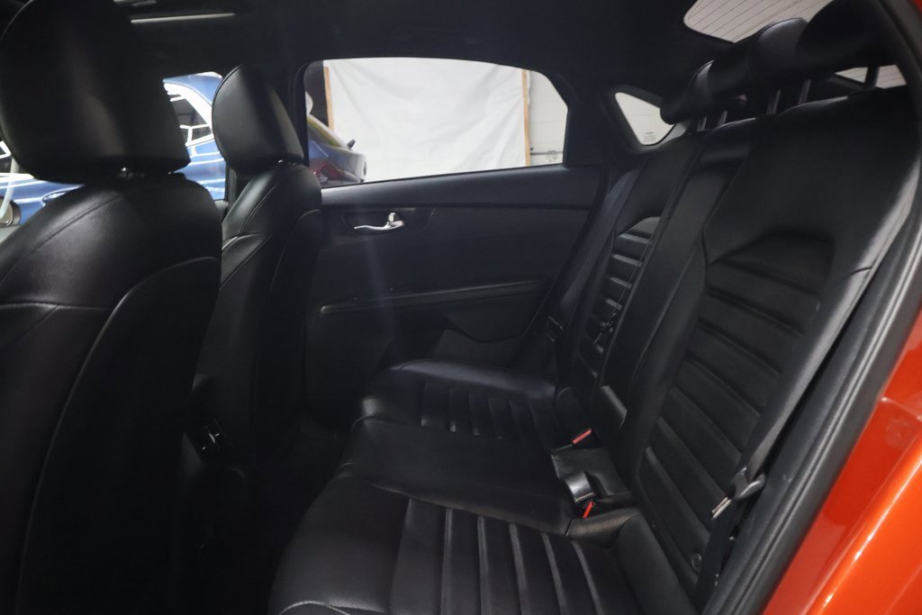 Used 2022 Kia Forte GT-Line w/ GT-Line Premium Package image 15