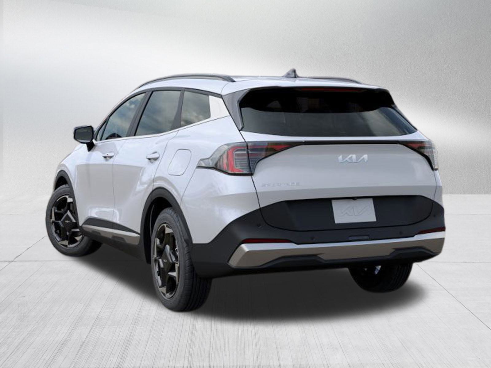New 2026 Kia Sportage EX image 4