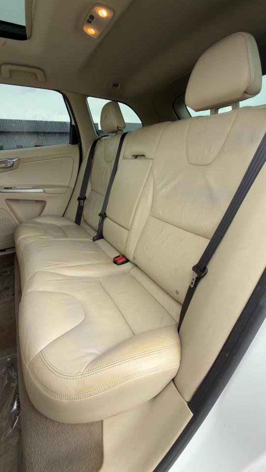 Used 2012 Volvo XC60 3.2 AWD/4WD image 39