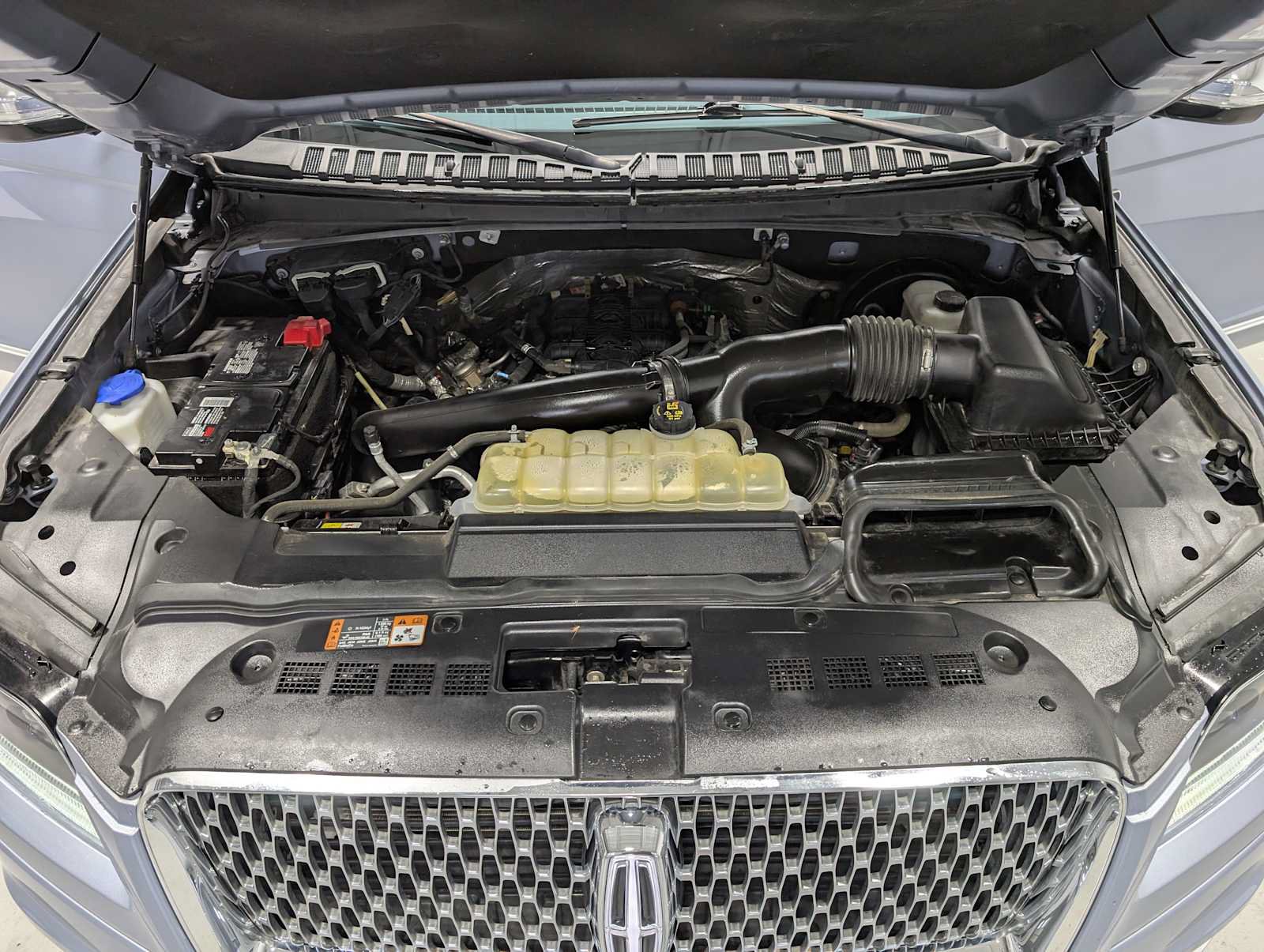 Used 2021 Lincoln Navigator L Black Label w/ Cargo Convenience Package AWD/4WD image 15
