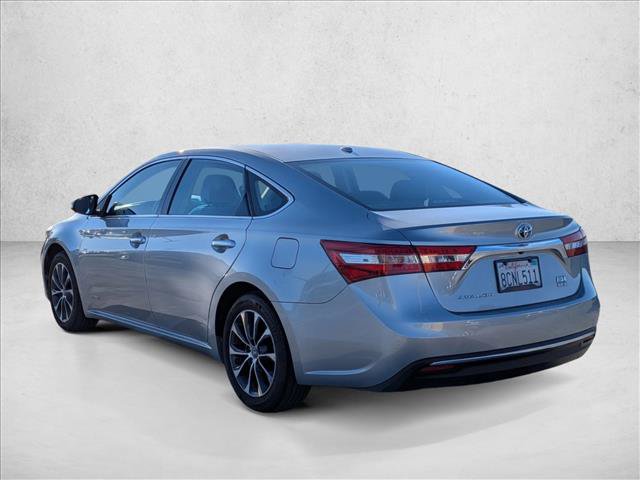 Used 2018 Toyota Avalon XLE Premium w/ All Weather Liner Package FWD image 8