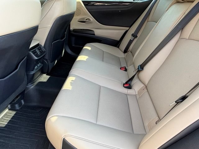 Used 2019 Lexus ES 350 w/ Premium Package FWD image 15
