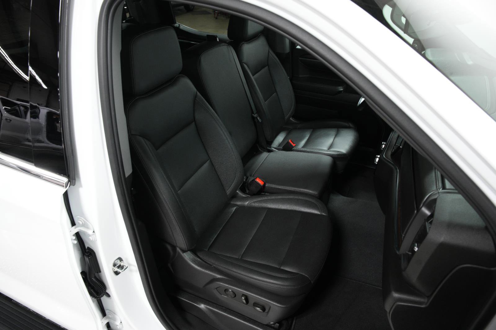 Used 2023 GMC Sierra 1500 SLT image 14