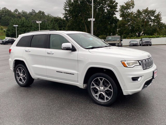 Used 2019 Jeep Grand Cherokee Overland AWD/4WD image 7