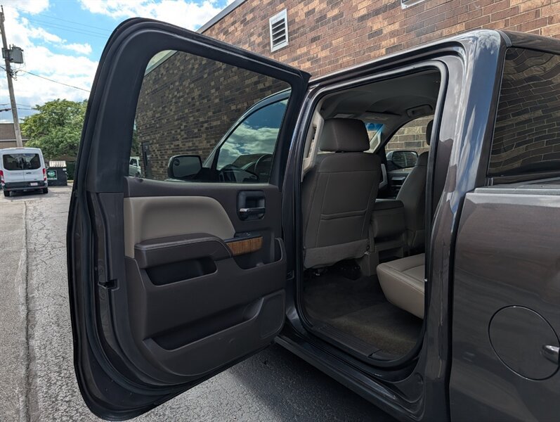 Used 2015 GMC Sierra 1500 SLE w/ SLE Value Package AWD/4WD image 19