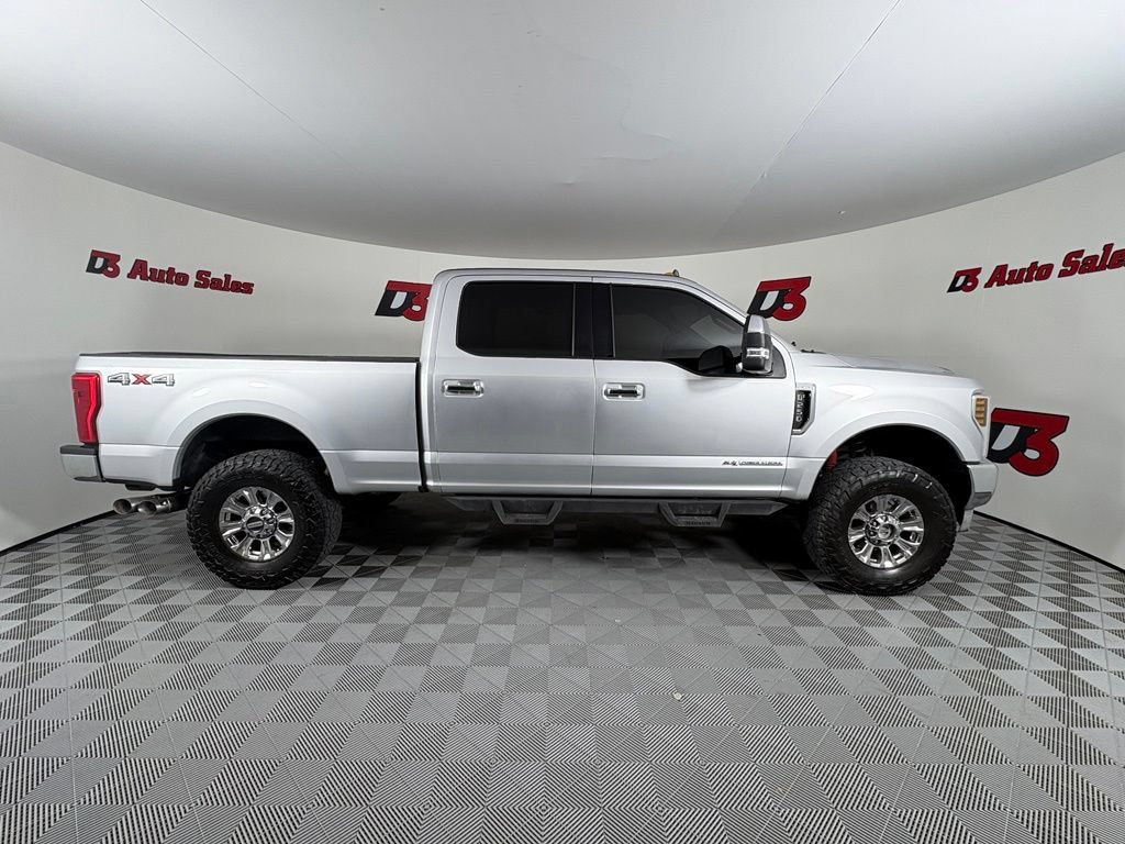 Used 2019 Ford F250 XLT w/ XLT Premium Package AWD/4WD image 8