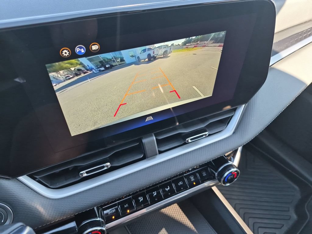 Used 2025 Chevrolet Equinox LT w/ Convenience Package II FWD image 21